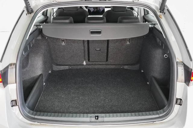 Skoda Octavia Combi Kombi 1,5 TSI DSG mHEV Selection - -LAG. 
