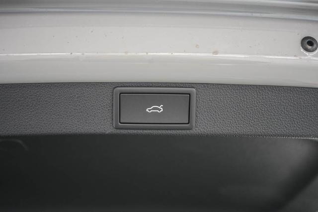 Skoda Octavia Combi Kombi 1,5 TSI DSG mHEV Selection - -LAG. 