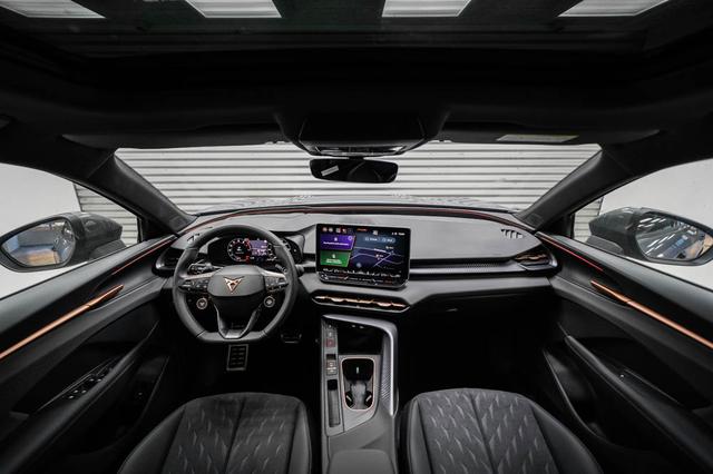 Cupra Terramar 2,0 TSI DSG 4x4 VZ - LAGER 