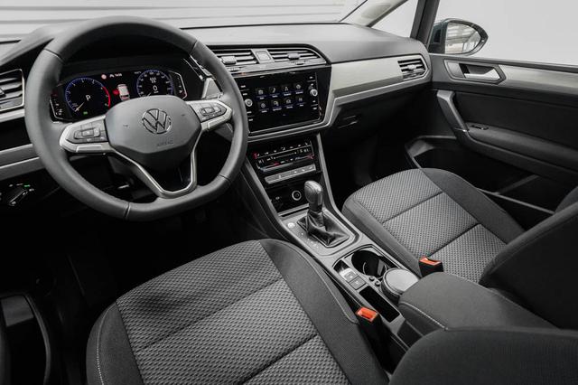 Touran 1,5 TSI DSG R-Line - LAGER 