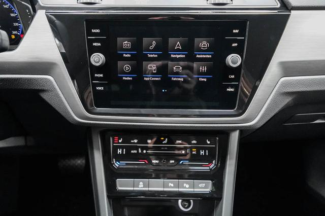 Touran 1,5 TSI DSG R-Line - LAGER 