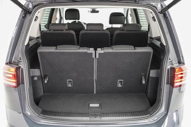 Touran 1,5 TSI DSG R-Line - LAGER 