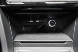 Volkswagen Touran 1,5 TSI DSG Limited - LAGER 