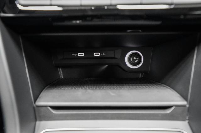 Touran 1,5 TSI DSG R-Line - LAGER 