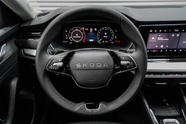 Skoda Octavia Combi Kombi 1,5 TSI DSG mHEV Selection - -LAG. 