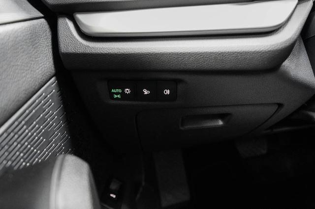 Skoda Octavia Combi Kombi 1,5 TSI DSG mHEV Selection - -LAG. 