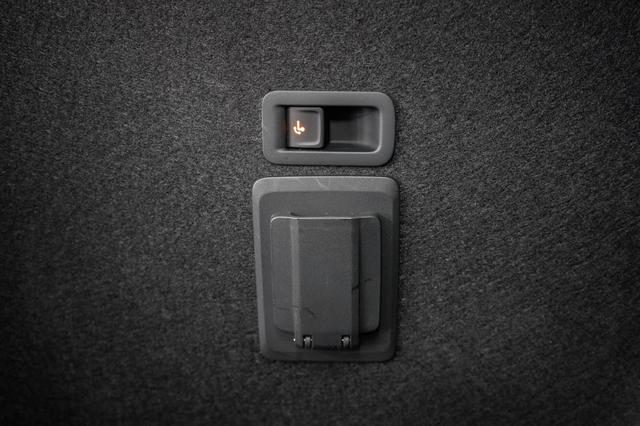 Leon Sportstourer ST 2,0 TSI DSG 4x4 VZ - LAGER 