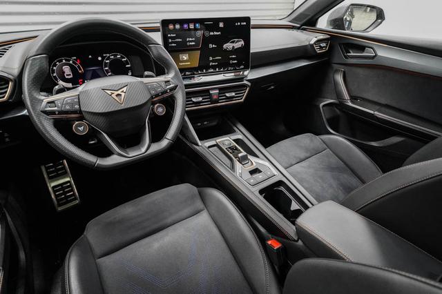 Cupra Leon Sportstourer ST 2,0 TSI DSG 4x4 VZ - LAGER 