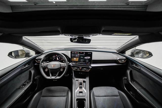 Cupra Leon Sportstourer ST 2,0 TSI DSG 4x4 VZ - LAGER 