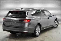 Skoda Superb Combi Kombi 2,0 TDI DSG 4x4 Selection - L -LAG. 