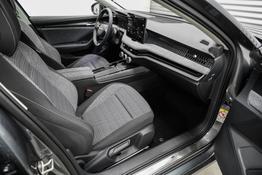 Skoda Superb Combi Kombi 2,0 TDI DSG 4x4 Selection - L -LAG. 