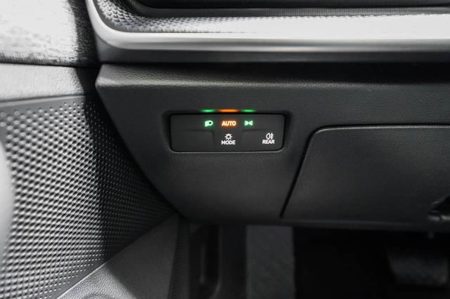 Skoda Superb Combi Kombi 2,0 TDI DSG 4x4 Selection - L -LAG. 