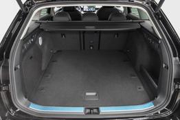 Skoda Superb Combi Kombi 2,0 TDI DSG 4x4 Selection - L -LAG. 