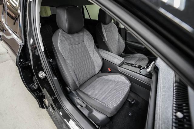 Skoda Superb Combi Kombi 2,0 TDI DSG 4x4 Selection - L -LAG. 