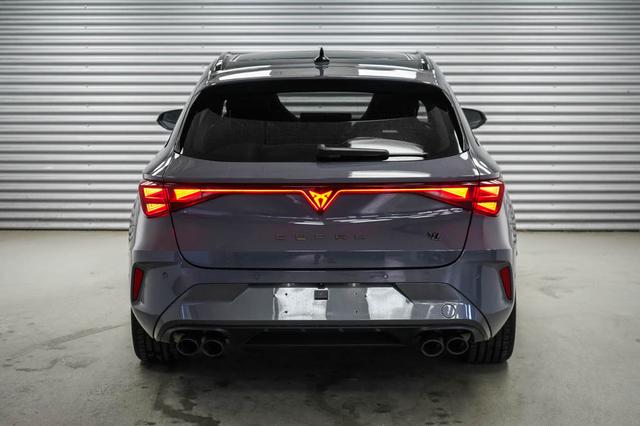 Cupra Leon Sportstourer ST 2,0 TSI DSG 4x4 VZ - LAGER 