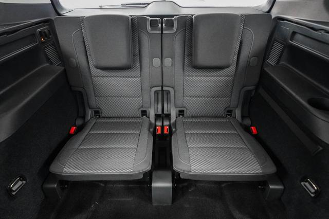 Volkswagen Touran 1,5 TSI DSG Limited - LAGER 