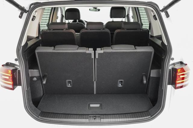 Volkswagen Touran 1,5 TSI DSG Limited - LAGER 