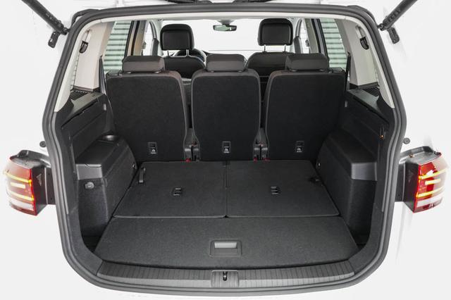 Volkswagen Touran 1,5 TSI DSG Limited - LAGER 