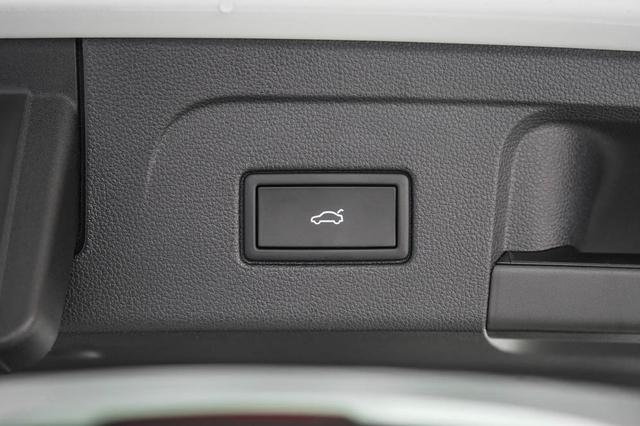 Volkswagen Touran 1,5 TSI DSG Limited - LAGER 