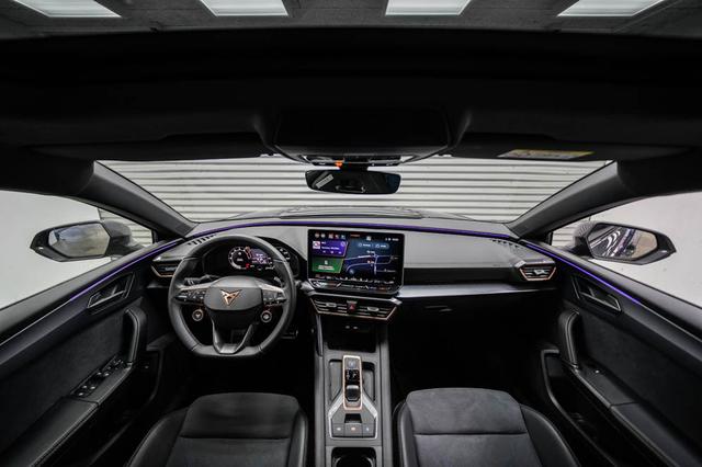 Cupra Leon Sportstourer ST 2,0 TSI DSG 4x4 VZ - LAGER 