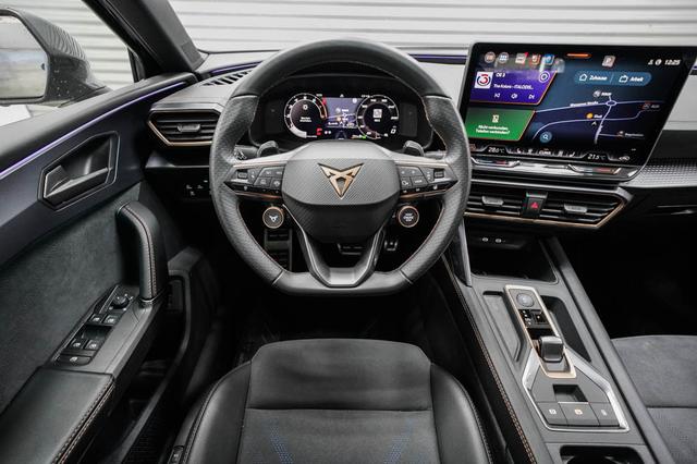 Cupra Leon Sportstourer ST 2,0 TSI DSG 4x4 VZ - LAGER 