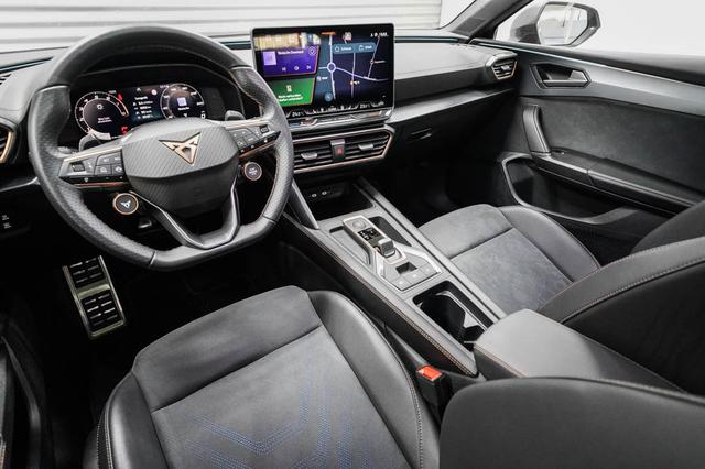 Cupra Leon Sportstourer ST 2,0 TSI DSG 4x4 VZ - LAGER 