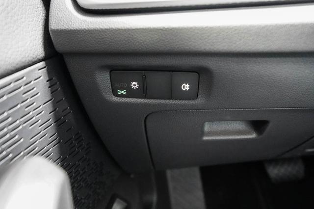 Skoda Octavia Combi Kombi 2,0 TDI DSG Selection - LAGE -LAG. 