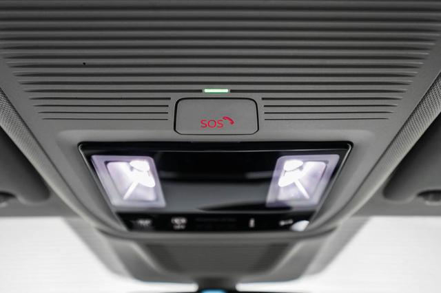 Skoda Octavia Combi Kombi 2,0 TDI DSG Selection - LAGE -LAG. 