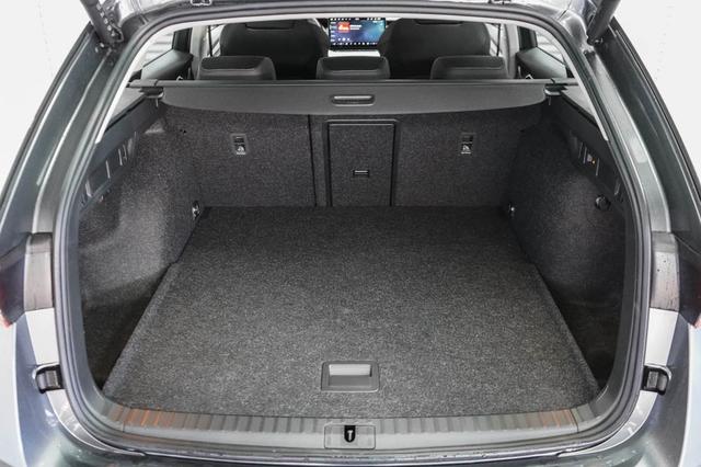 Skoda Octavia Combi Kombi 2,0 TDI DSG Selection - LAGE -LAG. 