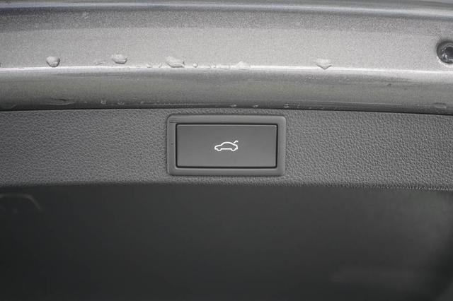 Skoda Octavia Combi Kombi 2,0 TDI DSG Selection - LAGE -LAG. 