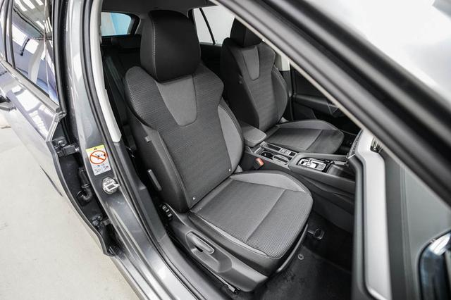 Skoda Octavia Combi Kombi 2,0 TDI DSG Selection - LAGE -LAG. 