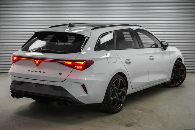 Cupra Leon Sportstourer ST 2,0 TSI DSG 4x4 VZ - LAGER 