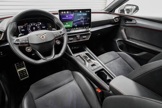 Cupra Leon Sportstourer ST 2,0 TSI DSG 4x4 VZ - LAGER 