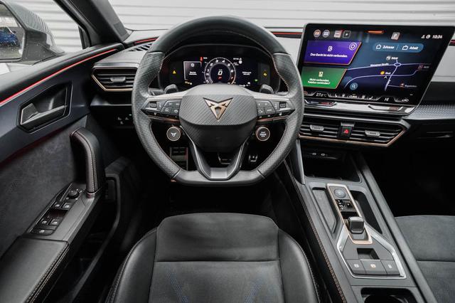 Cupra Leon Sportstourer ST 2,0 TSI DSG 4x4 VZ - LAGER 