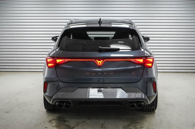Cupra Leon Sportstourer ST 2,0 TSI DSG 4x4 VZ - LAGER 