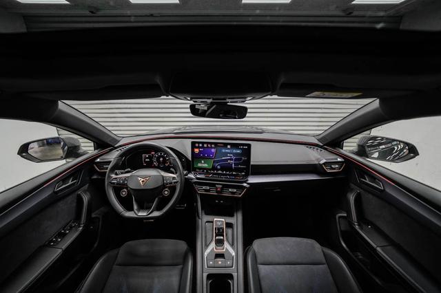 Cupra Leon Sportstourer ST 2,0 TSI DSG 4x4 VZ - LAGER 