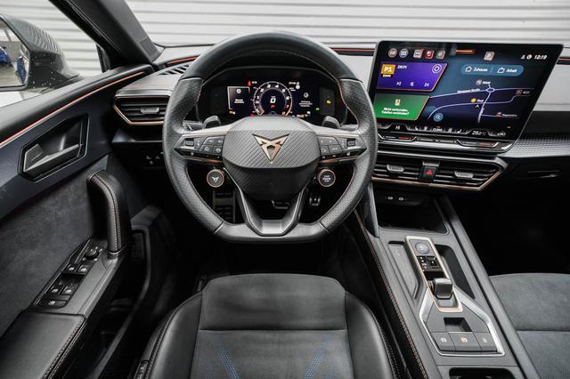 Cupra Leon Sportstourer ST 2,0 TSI DSG 4x4 VZ - LAGER 