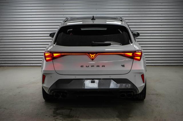 Cupra Leon Sportstourer ST 2,0 TSI DSG 4x4 VZ - LAGER 