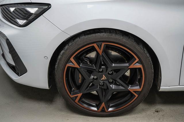 Cupra Leon Sportstourer ST 2,0 TSI DSG 4x4 VZ - LAGER 