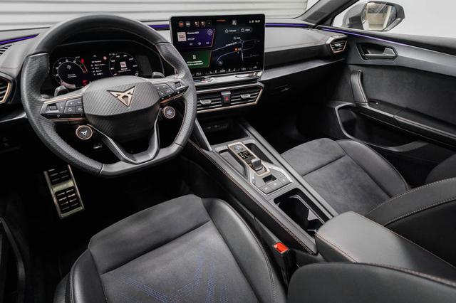 Cupra Leon Sportstourer ST 2,0 TSI DSG 4x4 VZ - LAGER 