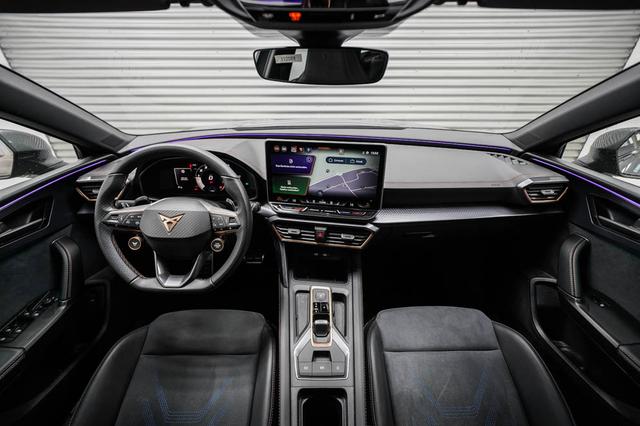 Cupra Leon Sportstourer ST 2,0 TSI DSG 4x4 VZ - LAGER 