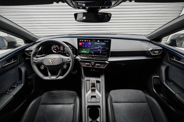 Cupra Leon Sportstourer ST 2,0 TSI DSG 4x4 VZ - LAGER 