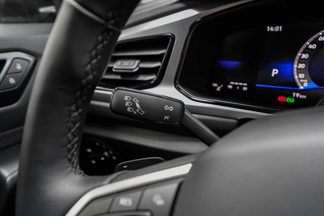 Volkswagen T-Roc 1,5 TSI DSG Life Plus - LAGER 