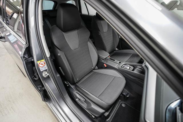 Skoda Octavia Combi Kombi 1,5 eTSI DSG mhev Selection -LAG. 