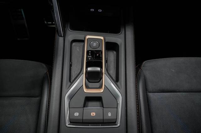 Cupra Leon Sportstourer ST 2,0 TSI DSG 4x4 VZ - LAGER 