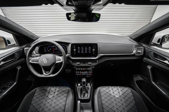 Volkswagen T-Cross 1,5 TSI DSG R-Line - LAGER 