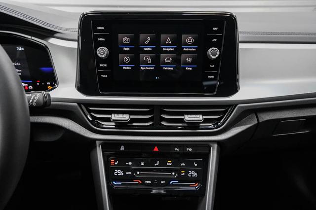 Volkswagen T-Roc 1,5 TSI DSG Life Plus - LAGER 