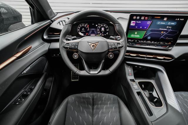 Cupra Terramar 2,0 TSI DSG 4x4 VZ - LAGER 