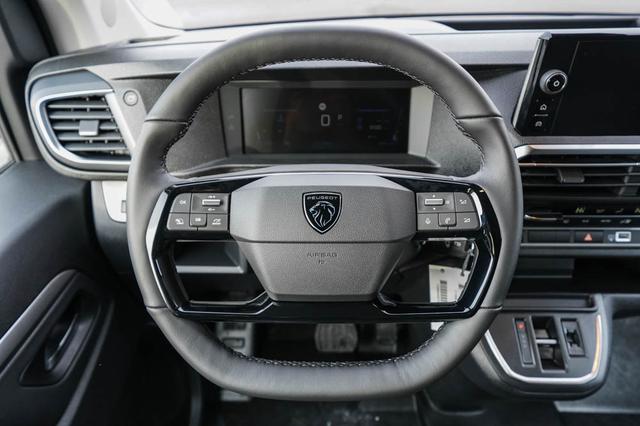 Peugeot Traveller Blue HDI AT8 L3 Business - LAGER -LAG. 