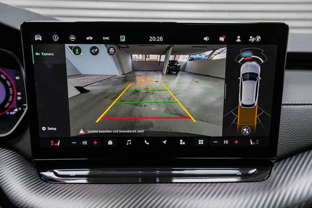 Skoda Octavia Combi Kombi 2,0 TDI DSG Sportline - LAGE -LAG. 